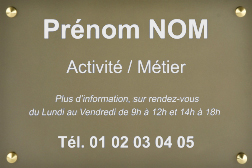 Plaque professionnelle aluminium taupe